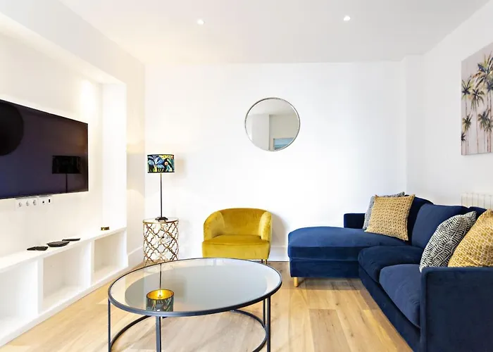 Amarela 17 度假居 *